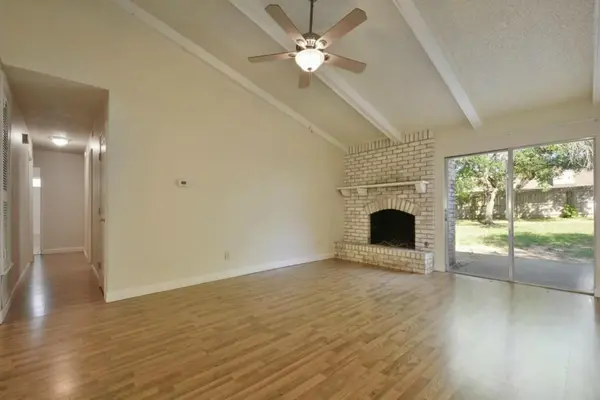 9410 E Meadow Vale, Austin, TX 78758