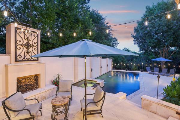 11725 Red Oak Valley LN, Austin, TX 78732