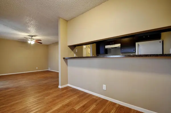 2414 Ventura DR #106, Austin, TX 78741