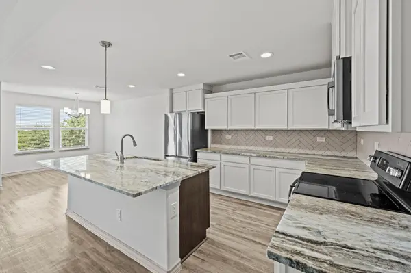 108 W Eli Chandler ST, Blanco, TX 78606