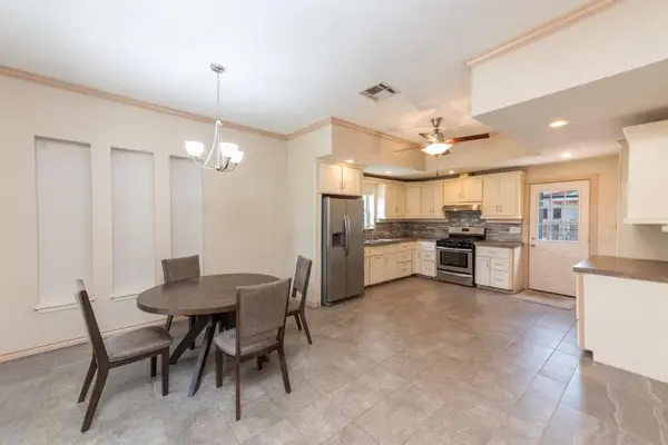 7 River ST, Prairie Lea, TX 78661