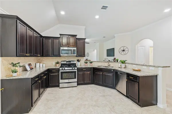 4017 Darryl ST, Round Rock, TX 78681