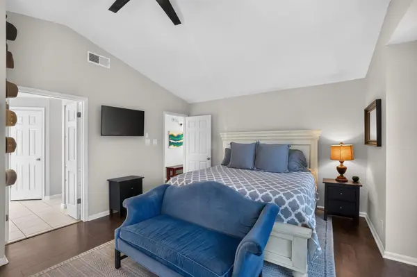 1911 Stoneridge RD, Austin, TX 78746