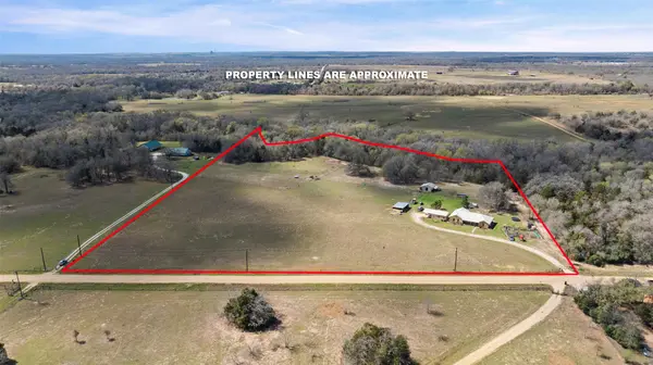 1102 Fairview DR, Rockdale, TX 76567