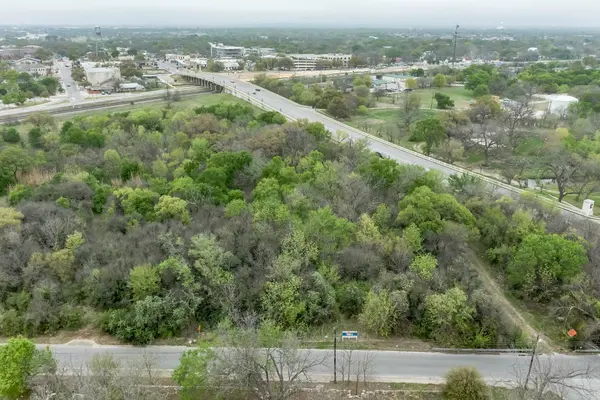 610 W Nash ST, Round Rock, TX 78664