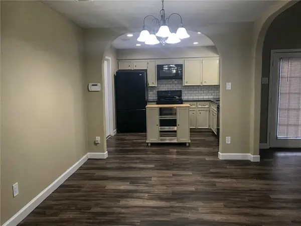 10511 Robinwood CIR, Austin, TX 78758