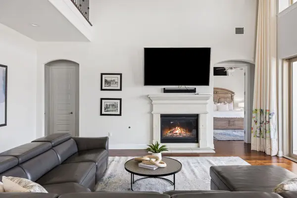 2301 Fossetta VW, Leander, TX 78641