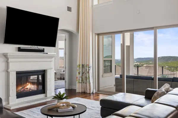 2301 Fossetta VW, Leander, TX 78641