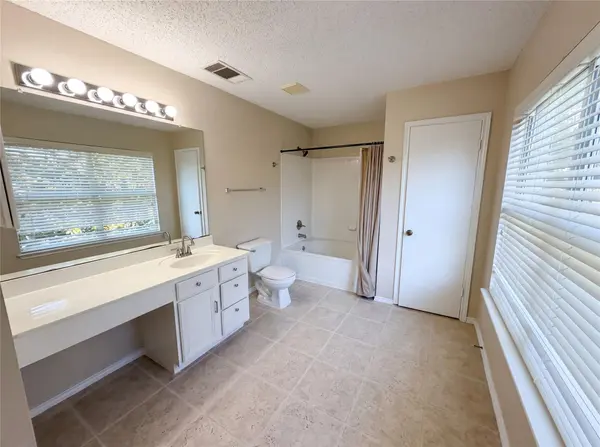 2727 High Point DR, Round Rock, TX 78664