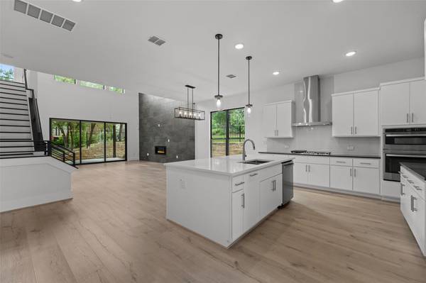 15085 Dorothy DR, Austin, TX 78734