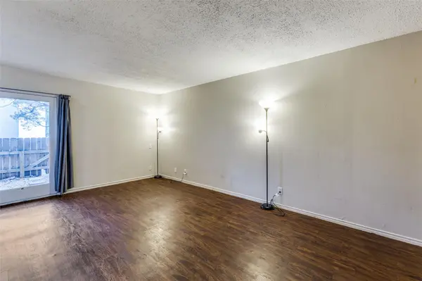 620 S 1st ST #103, Austin, TX 78704