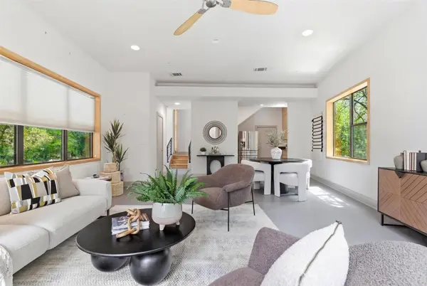 2608 Del Curto RD #3, Austin, TX 78704