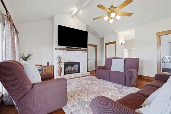 700 Augusta CIR N, Point Venture, TX 78645