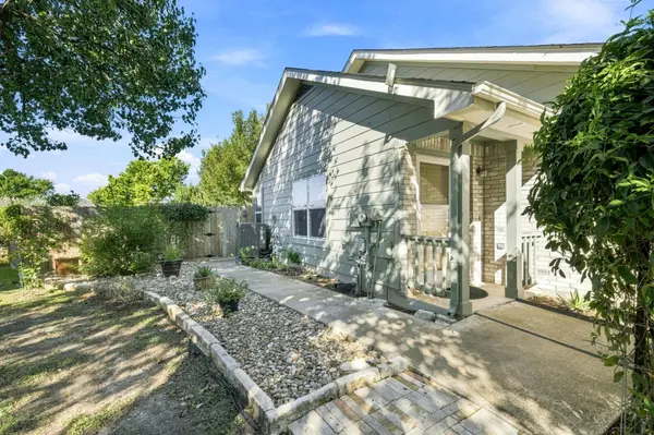 196 Prairie Springs LOOP, Georgetown, TX 78626
