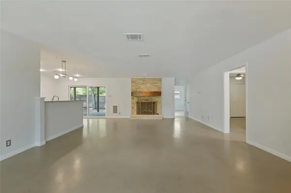 2500 Candlewood CT, Austin, TX 78741