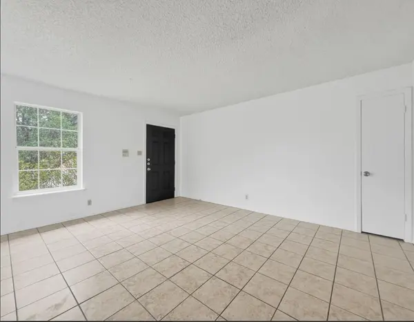3427 WILLOWRUN DR #D, Austin, TX 78704