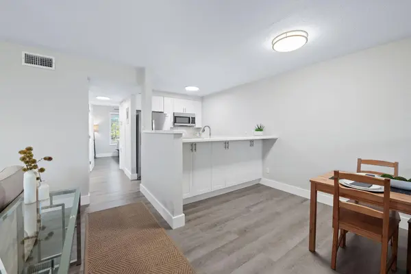 7801 Shoal Creek BLVD #203, Austin, TX 78757