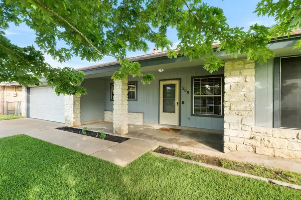 909 Garden View DR, Georgetown, TX 78628