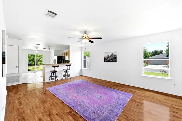 148 Pearl Lake DR, Kyle, TX 78640