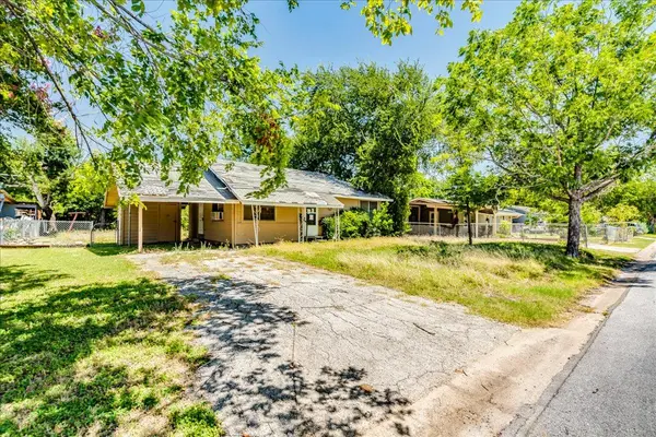 1408 Circle DR, Round Rock, TX 78664