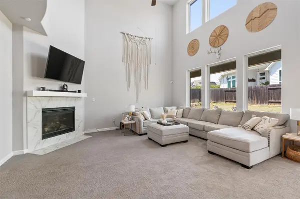 219 Baretta LOOP, Buda, TX 78610