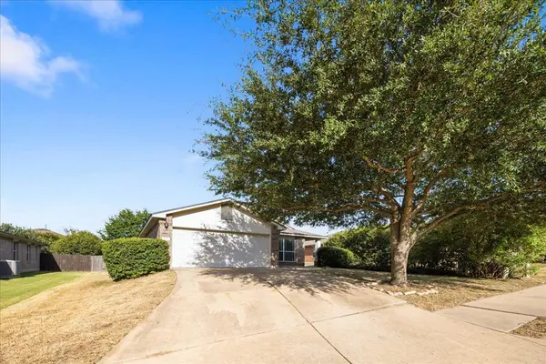 1118 Remington DR, Leander, TX 78641