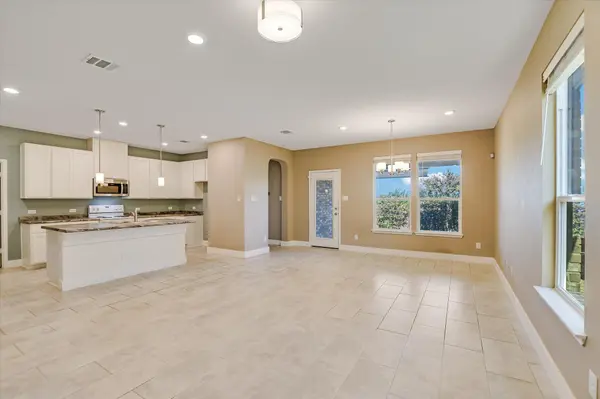 13820 Lyndon B Johnson ST, Manor, TX 78653