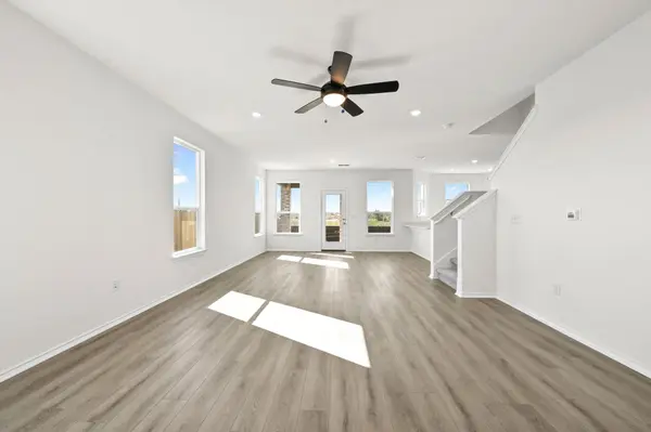 13233 Kincane DR, Del Valle, TX 78617