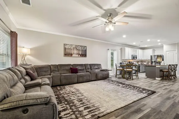 913 Hyde Park DR, Round Rock, TX 78665