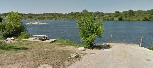 652 Pecan LN, Cottonwood Shores, TX 78657