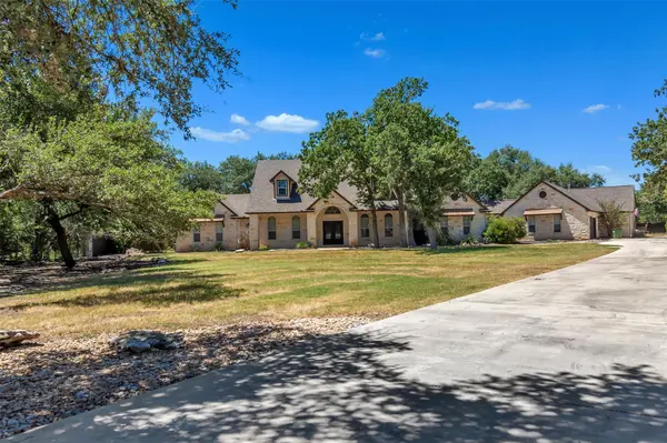 140 Oak Plaza DR, Georgetown, TX 78628