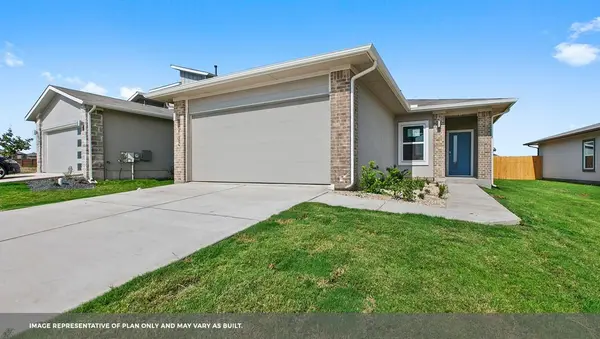 8519 Faded Denim DR, Mustang Ridge, TX 78610