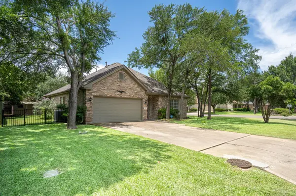 2912 Brandy LN, Georgetown, TX 78628