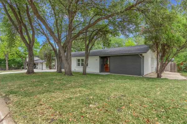 6807 Roanoke DR, Austin, TX 78723