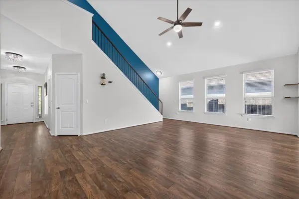 617 Cortona LN, Georgetown, TX 78628