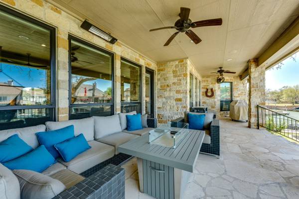 3012 Driftwood LN, Horseshoe Bay, TX 78657
