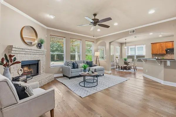 9716 Pasatiempo DR, Austin, TX 78717
