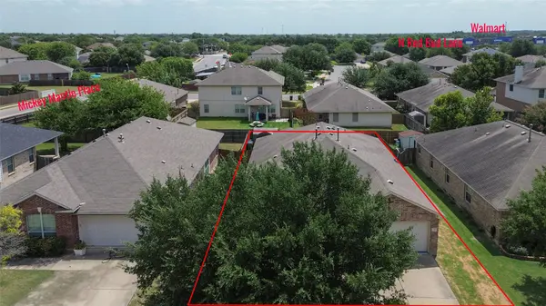 1310 Rainbow Parke DR, Round Rock, TX 78665