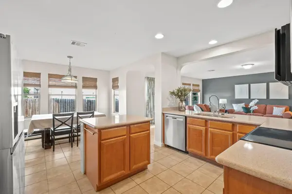 4504 Woodstock DR, Georgetown, TX 78633
