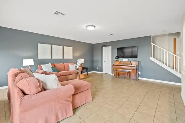 4504 Woodstock DR, Georgetown, TX 78633