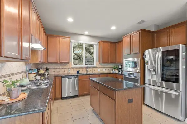 561 Stone View TRL, Austin, TX 78737