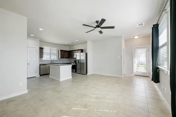 300 Hortus DR, Kyle, TX 78640