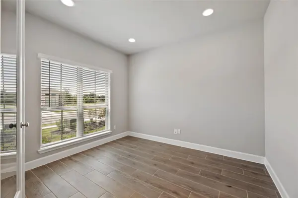 104 Chinaberry BND, Bastrop, TX 78602