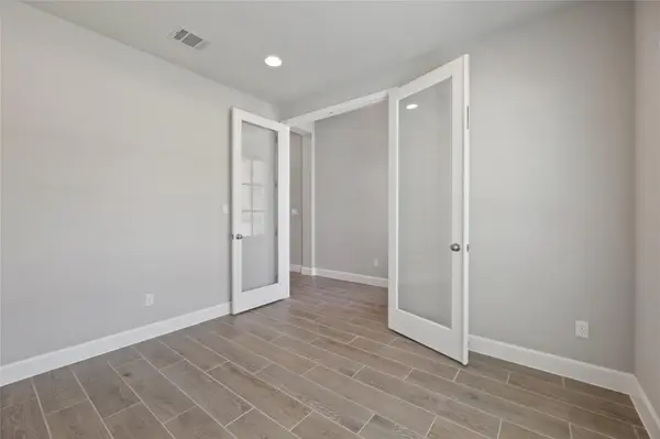 104 Chinaberry BND, Bastrop, TX 78602