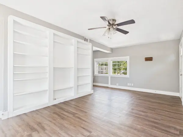 404 W 51st ST #B, Austin, TX 78751