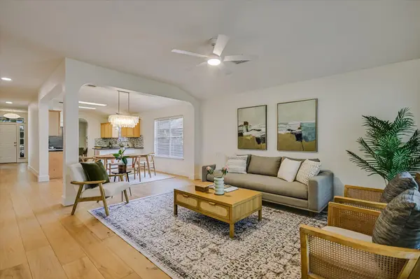 8909 Lanna Bluff LOOP, Austin, TX 78749