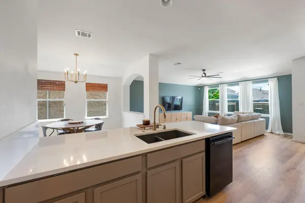 1391 Stone Rim LOOP, Buda, TX 78610