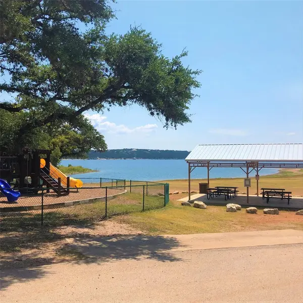 21414 Santa Carlo Ave, Lago Vista, TX 78645