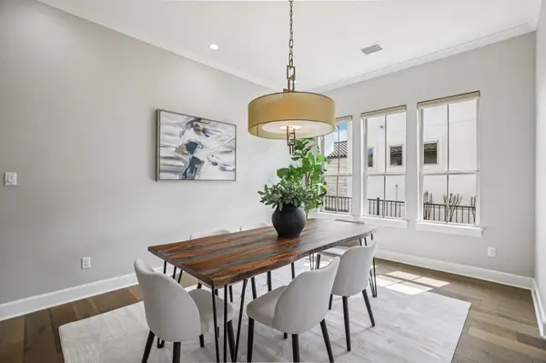 109 Charmstone LN, Georgetown, TX 78628
