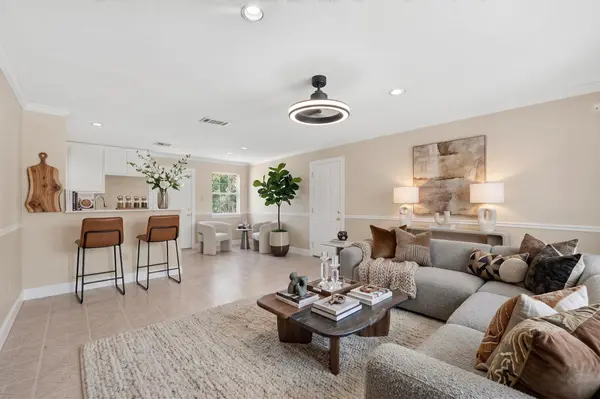 6206 WAGON BEND TRL, Austin, TX 78744